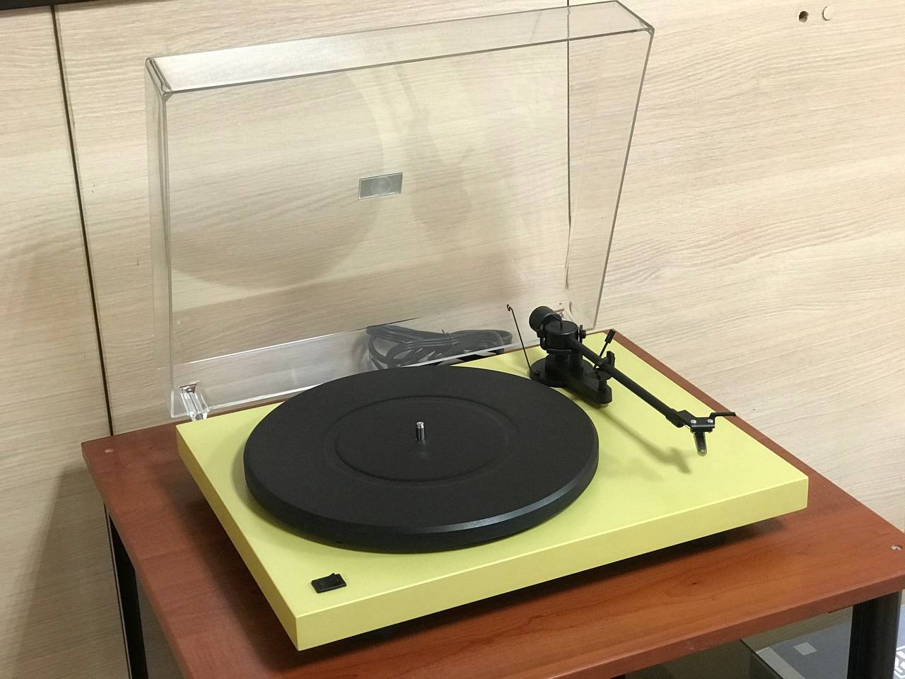 photo_5857227140314019437_y گرام Project Debut II turntable - تصویر 1