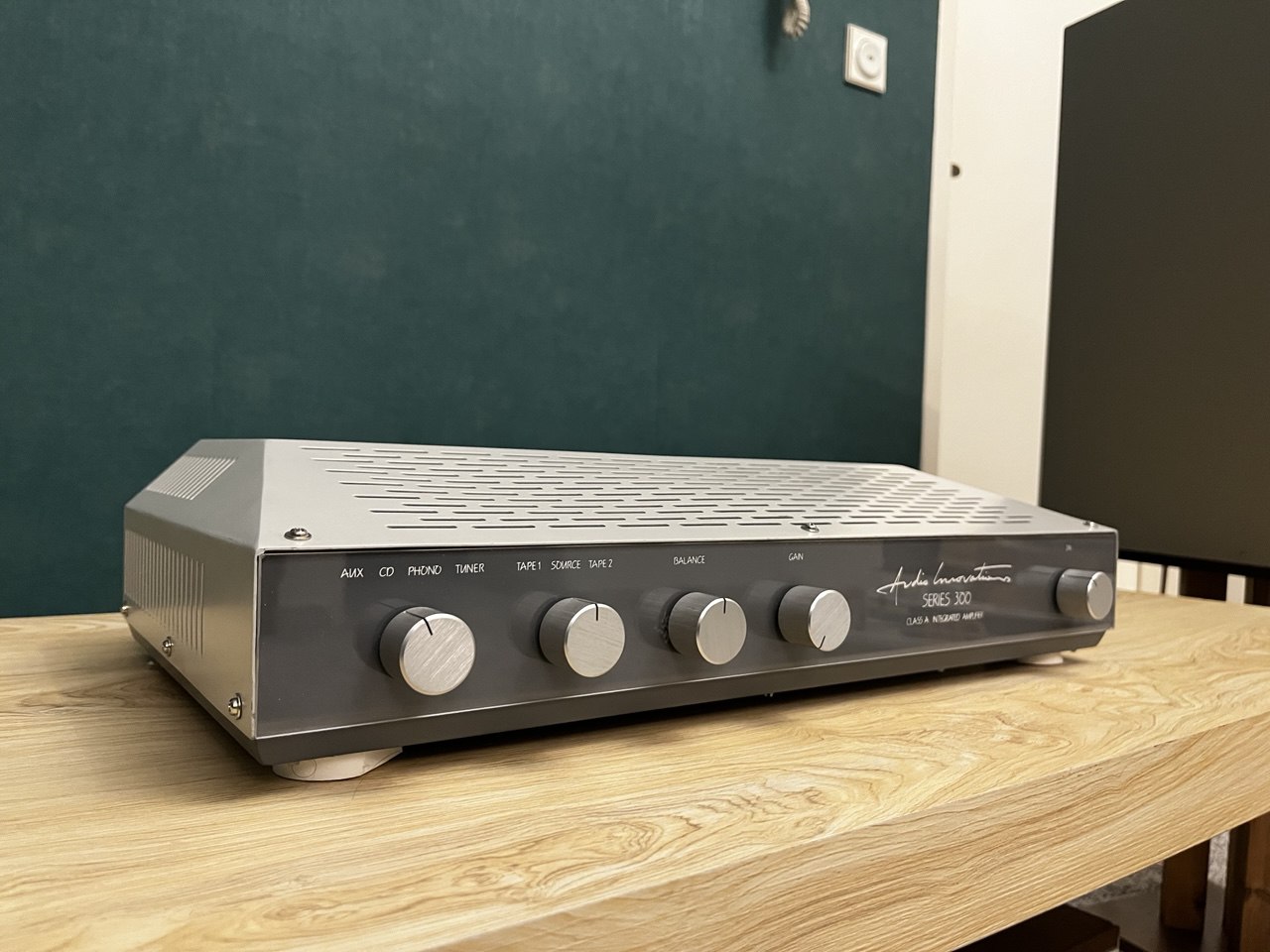 photo_5888621203764136647_y امپلی فایر Audio Innovations series 300 - تصویر 1